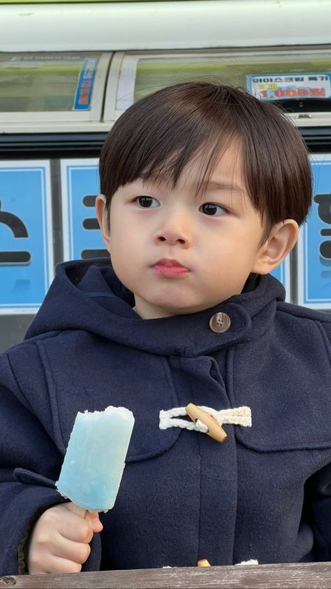 Korean Baby Boy, Asian Boy Haircuts, Baby Haircut, Toddler Haircuts, Pregnancy Belly Photos, Baby Boy Haircuts, Baby Boy Hairstyles, Korean Baby, Ulzzang Kids