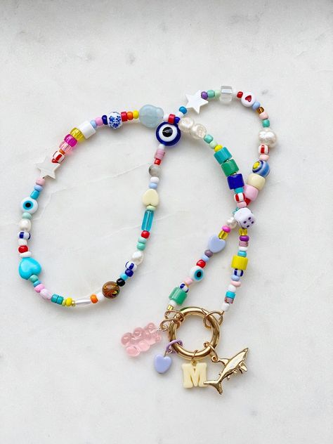 Colorful Beaded Necklace, Gold Beaded Necklace, Boho Layering, Necklace Colorful, Trending Necklaces, Beaded Necklace Diy, Bohemian Accessories, Gold Bead Necklace, Homemade Jewelry