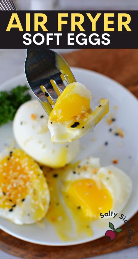 Perfect soft boiled air fryer jammy eggs can be done in as little as 6 minutes with no pre-heating. Perfectly cooked with a bright yellow and soft jammy center, even peeling the eggs has never been easier! Air Fryer Eggs, Food Air Fryer, Soft Eggs, Jammy Eggs, Boiled Egg Recipes, Air Fryer Recipes Breakfast, Air Fryer Recipes Dessert, New Air Fryer Recipes, Air Fryer Recipes Snacks