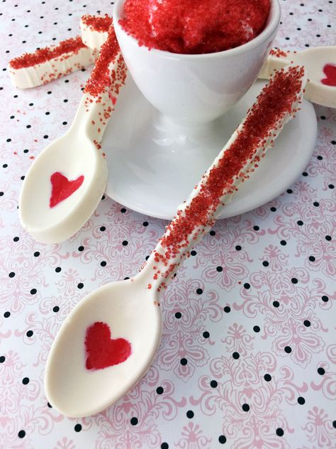 Wilton Candy Melts, White Chocolate Candy, Chocolate Spoons, Chocolate Candy Melts, Valentine Chocolate, Valentine's Day Recipes, Chocolate Bomb, Valentines Food, Valentine Treats