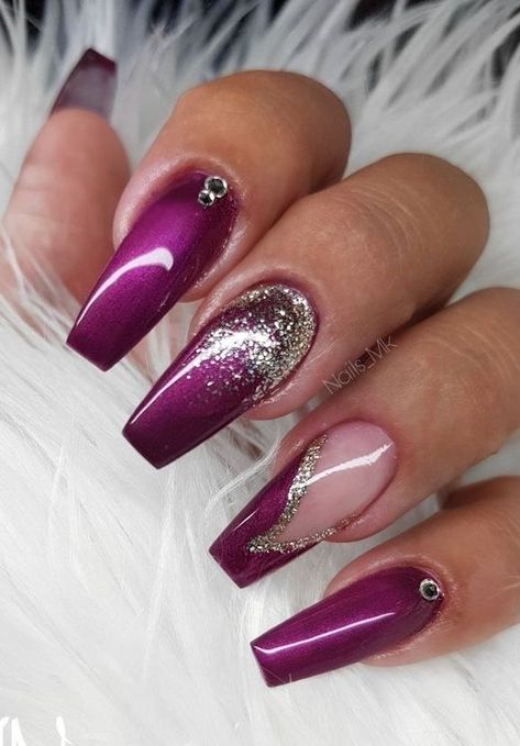 Purple And Silver Nails, Berry Nails, Plum Nails, Pink Berry, Pretty Nail Art Designs, Purple And Silver, Nail Designs Glitter, Beautiful Nail Designs, Silver Nails