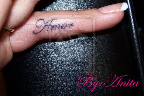 amor on finger by ~Talaanita on deviantART Amor Finger Tattoo, Amor Tattoos For Women, Finger Tattoos For Girls, Jacks Tattoo, Girl Finger Tattoos, Amor Tattoo, Jack Tattoo, Henna Hands, Tattoos For Girls