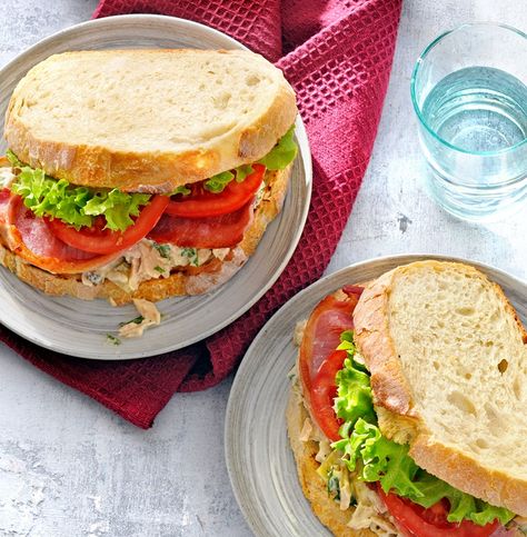 Tuna Club Sandwich Lunch Ideas Tuna, Recipes Canned Tuna, Salad Recipes Tuna, Lunch Ideas School, Lunchbox Snack Ideas, Tuna Salad Recipes, Grilled Chicken Sandwich Recipes, Tuna Sandwiches, Tuna Dinners