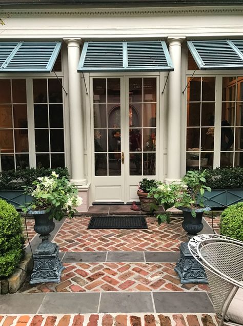 Brick Patterns Patio, Brick Patio, Small Courtyard Gardens, Small Courtyards, Brick Patios, Patio Landscaping, Brick Patterns, French Garden, Courtyard Garden