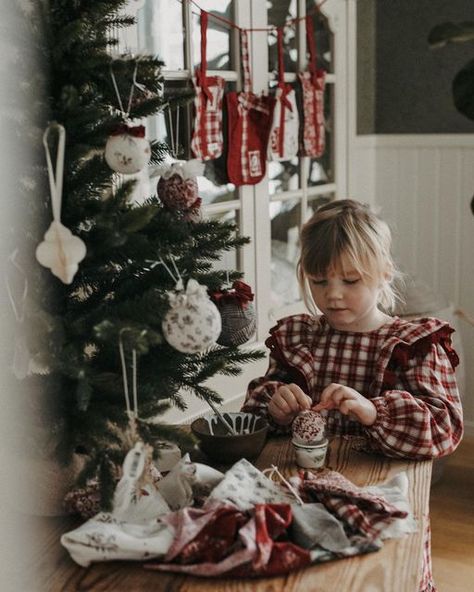 Johanna Cryer on Instagram: "Thank you for such a lovely response on my recycled fabric ornaments. I just loved how they turned out, and have to say they are rather addicting to make. Can’t wait to make more and fill my tree, and possibly give away as Christmas presents 🎄🎁 You must give them ago and share your results. Remember to tag @johannacryer and #cryercrafts so I can share 🥰" Lace Leotard, Christmas Shoot, Nursing Pillows, Nordic Christmas, Christmas Photoshoot, Fabric Ornaments, Christmas Minis, Christmas Photo, Christmas Inspiration