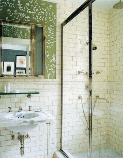 Steven Sclaroff | Architecture and interior design by Steven Sclaroff: the Park Avenue apartment of Kate and Andy Spade Prewar Bathroom, Prewar Apartment, Andy Spade, Park Avenue Apartment, Subway Tiles Bathroom, Shower Fixtures, Apartment Bathroom, Dream Bathroom, Park Avenue