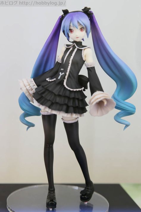 Purple Wig Ideas, Venti Nendoroid, Miku Collection, Hatsune Miku Outfits, Infinity Clothing, Infinity Miku, Vocaloid Figures, Miku Figures, Miku Figure