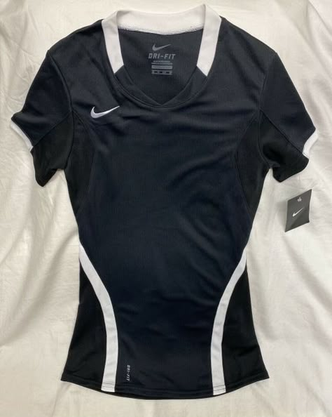 Dri Fit Shirt Women Outfit, Black Volleyball Jersey, Compression Shirts Women, Volleyball Fits, Black Volleyball, Volleyball Clothes, Volleyball Jersey, Volleyball Jerseys, Volleyball Shirts