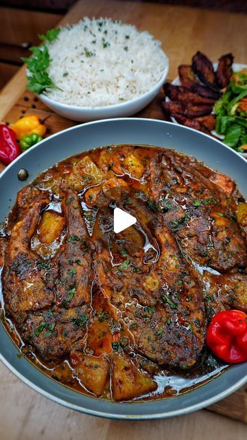 Smothered Fish Recipes, Marinate Fish Recipes, Milk Fish Recipe, Fish And Potato Recipes, Stuffed Red Snapper Recipes, Caribbean Fried Fish, Blue Fish Recipe, Fatty Fish Recipes, Whole Snapper Fish Recipes