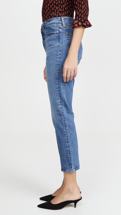 Wedgie jeans outfit