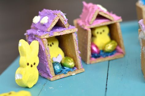 Peep Houses, Bunny Houses, Preschool Stem, Marshmallow Peeps, Canned Frosting, Fun Easter Crafts, Edible Crafts, Easter Egg Dye, Bunny House