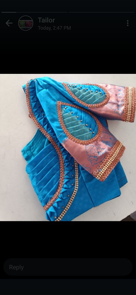 Half Hand Blouse Designs, Saree Blouse Hand Designs Latest, Back Neck Aari Designs For Blouses, Hand Models For Blouses, Patch Work Blouse Designs Latest, Blouse Patch Work Designs, Blouse Hands Models Latest, Round Neck Blouse Design, Blouse Hand Designs Latest