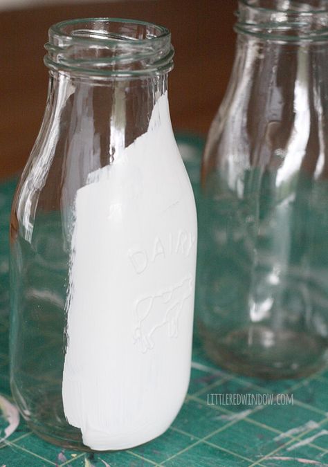 How to Chalk Paint Glass Milk Bottles | littleredwindow.com | It's so easy to use chalk paint to transform these cute little 89 cent milk bottles! Chalk Painting Glass Vases, Diy Milk Bottles Ideas, Chalk Paint Glass Bottles, Painting Glass With Chalk Paint, Painted Milk Bottles, How To Paint Glass With Chalk Paint, Chalk Paint On Glass Jars, Old Milk Bottles Ideas Decor, How To Paint On Glass Bottles