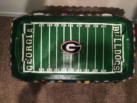 Georgia bulldogs UGA university of Georgia football field top cooler Fiji Cooler, Nola Cooler, Cooler Connection, Beer Painting, Formal Cooler Ideas, Formal Cooler, Uga Football, Custom Cooler, Uga Bulldogs