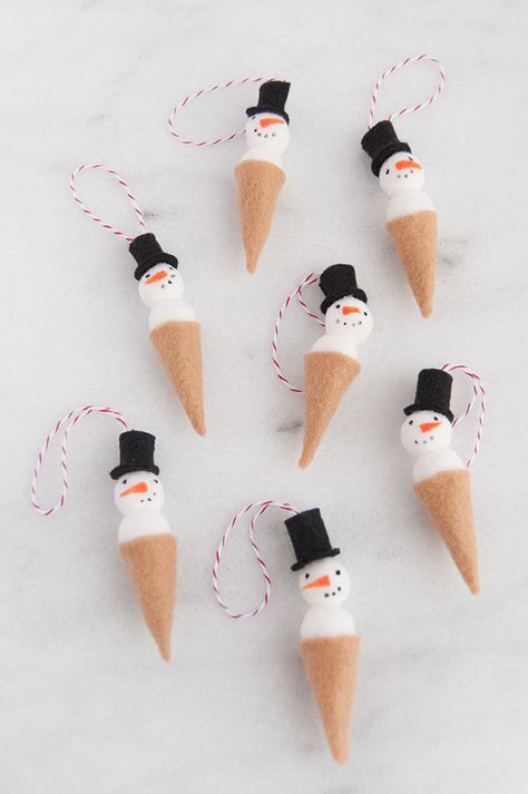 Christmas Tree Ice Cream, Snowman Ice Cream, Cone Ornaments, Snowmen Ornaments, Handmade Charlotte, Diy Ice Cream, Diy Christmas Tree Ornaments, Diy Snowman, Crafts For Seniors