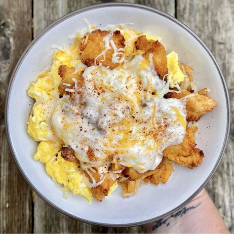 Country Fried Chicken Breakfast Bowl Fried Chicken Breakfast, Chicken For Breakfast, Chicken Breakfast Recipes, Country Fried Chicken, Breakfast Recipes Quick, Steak Breakfast, Chicken Breakfast, Country Fried, Fried Steak