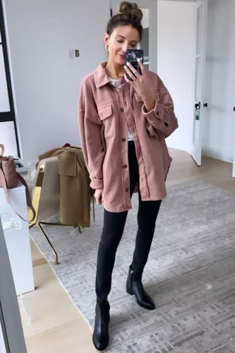 Outfits for the winter, leggings, pink shacket and chelsea boots. Blush Shacket Outfit, Mauve Shacket Outfit, Outfits With Pink Jacket Casual, Pink Shirt Jacket Outfit, Outfits With Pink Flannel, Pink Shirt Fall Outfit, Pink Shacket Outfit Women Winter, Pink Corduroy Shacket Outfit, Work Shacket Outfit