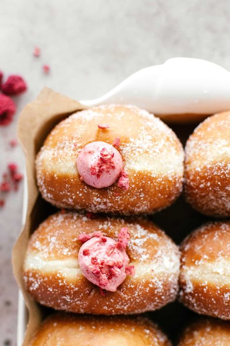 Fluffy brioche doughnuts made with overnight dough and filled with a 4-ingredient raspberry cream cheese filling! Delicious and pretty easy to make. #paczki #doughnuts #holidays #mardigras How To Make Filled Donuts At Home, Making Doughnuts At Home, Doughnut Filling Ideas, Bomboloni Filling, Brioche Doughnut Recipe, Donut Filling Recipe, Doughnut Fillings, Doughnut Filling Recipe, Brioche Donut Recipe