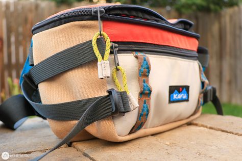 This $40 Kavu Hip Pack is an Inexpensive but Quality Trail Ride Choice Bike Socks, Mtb Clothing, Mountain Biking Gear, Mtb Gear, Trail Ride, Moon Bag, Bike News, Hip Pack, Handbag Essentials