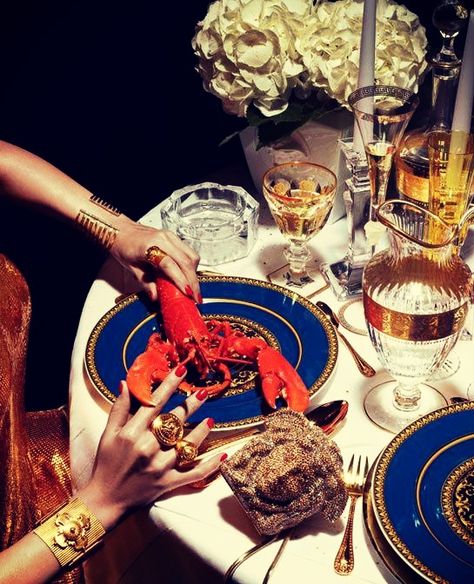 Jewelry Editorial, Slim Aarons, Luxe Life, Jewelry Photography, Fashion Event, Vogue Paris, Luxury Life, Food Styling, Luxury Lifestyle