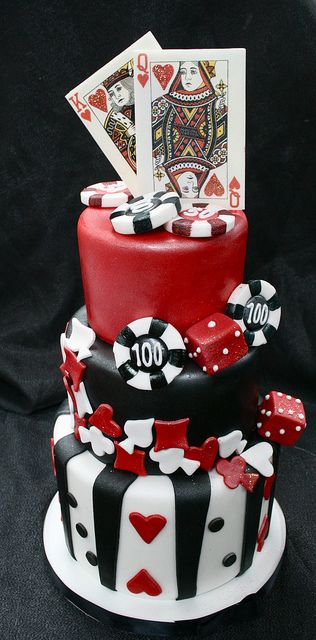 Vegas themed tiered cakelet by Gimme Some Sugar (vegas!), via Flickr Casino Cake, Poker Cake, Vegas Cake, Vegas Party, Gambling Cake, Poker Chip, Tiered Cake, Casino Royale, Cake Images