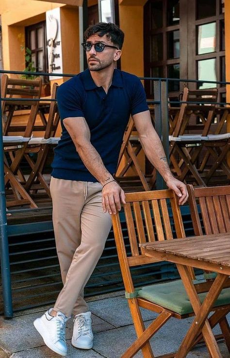 Chinos And Shirt Men, Formal Summer Men Outfit, Neutral Colors Outfits Men, Mens Outfits Semi Formal, Light Pink Shirt Outfit Men Formal, Lawyer Outfit Man, Polo Fits For Men, Semi Formal Men Outfit Casual Summer, Navy Blue Polo Outfit Men