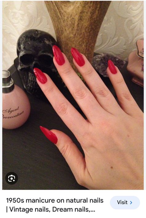 1950s Nails Manicures, 1950s Red Nails, 1940 Nails, 1990 Nails, Red Vintage Nails, 1950 Nails, Nails 1950s, Vintage Nails 1950s, 1940s Nails