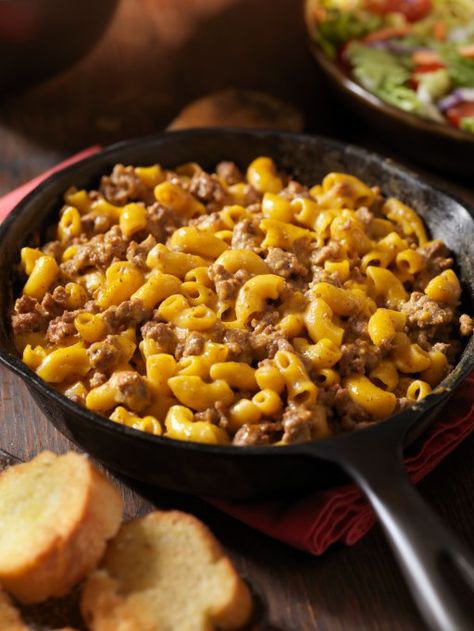 Homemade Hamburger Helper Pioneer Woman Hamburger Helper, Spicy White Chicken Chili, Chicken Avocado Burger, Avocado Burger, Hamburger Dishes, Easy To Make Breakfast, Homemade Bread Recipes Easy, Homemade Hamburger, Crowd Pleasing Recipes