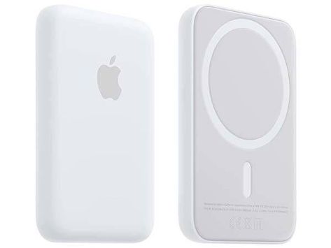 Wishlist Christmas Ideas, Chirtmas Wishlist, Birthday Gift Wishlist, Magsafe Battery Pack, Iphone Obsession, Apple Phone Case, Birthday List, Birthday Wishlist, Gift List