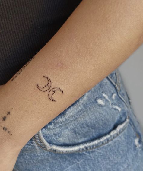 Tattoo 2022, Tattoo Designs Drawings, Dainty Tattoo, Monster Tattoo, Tattoos Inspo, Tattoos With Kids Names, Handpoke Tattoo, Petite Tattoos, 1 Tattoo