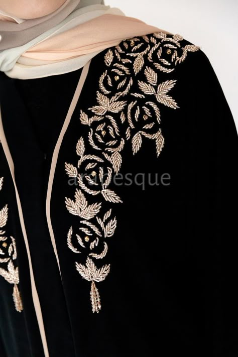 Fashion Abaya, From Dusk Till Dawn, Hand Beaded Embroidery, Motifs Perler, Bead Embroidery Tutorial, Mode Abaya, Diy Embroidery Patterns, Couture Embroidery, Dusk Till Dawn