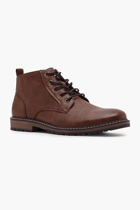 With built-in support the Steve Madden Trenton Lace Up Boots for Men in Brown. An original contoured footbed grounds each pair in custom comfort, shaping to your feet with wear to give you all-day support. Features: Steve Madden Style: TRENTON-BROWN Color: Brown Men's booties Lace-up closure Pull heel tab Classic round toe Zipper on side Ortholite comfort foam insoles Sole: 1" Men’s Dress Shoe, Brown Boots For Men, Dress Boots Men, Dressy Boots, Mens Brown Boots, Aldo Boots, Mens Dress Boots, Mens Boots Casual, Men’s Boots