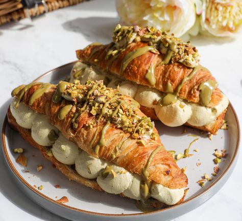 Easy Pistachio Croissants  - Sims Home Kitchen Pistachio Filling, Sims Home, Mediterranean Breakfast, Homemade Croissants, Croissant Sandwich, Vegetarian Christmas, Impressive Desserts, Dessert Spread, Food Aesthetics