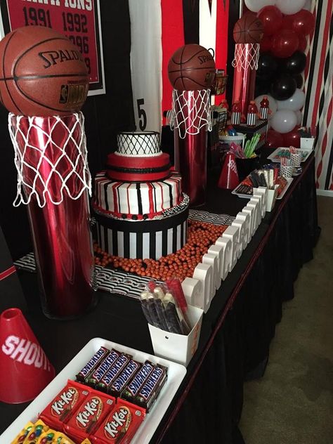 Espn Birthday Party Theme, Jersey Party Decorations, Jordan Year Birthday 23 Ideas For Him, Jersey Birthday Party Ideas, Boys Sweet 16 Party Ideas, Sneakerball Party Ideas, Nike Themed Party Ideas, Jordan Party Ideas, Jordan Theme Birthday Party Ideas