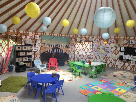 Check out these inspiring (and profitable!) ways yurts are being used to enhance people’s businesses and lives. Yurt Classroom, Tent Classroom, Modern Yurt, Yurt House, Yurt Ideas, Pacific Yurts, Eco School, Outdoor Kindergarten, Yurt Interior