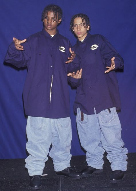 Hip Hop 90, Kriss Kross, 1990 Style, Kris Kross, Looks Hip Hop, Mode Hip Hop, Hip Hop Classics, 90s Hiphop, 90s Hip Hop Fashion