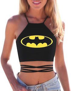 Batman Logo Crop Top. Batman Girl, Summer Necessities, Cropped Halter Top, Black Batman, Nerdy Shirts, Batman T Shirt, Fashion Night, Vest Fashion, Sleeveless Crop Top