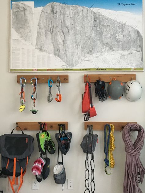 Climbing Gear Storage Ideas, Rock Climbing Gear Storage, Gear Room Storage, Hiking Gear Wall, Climbing Gear Wall, Gear Room Organization Small Spaces, Climbing Organization, Climbing Gear Storage, Climbing Gear Organization