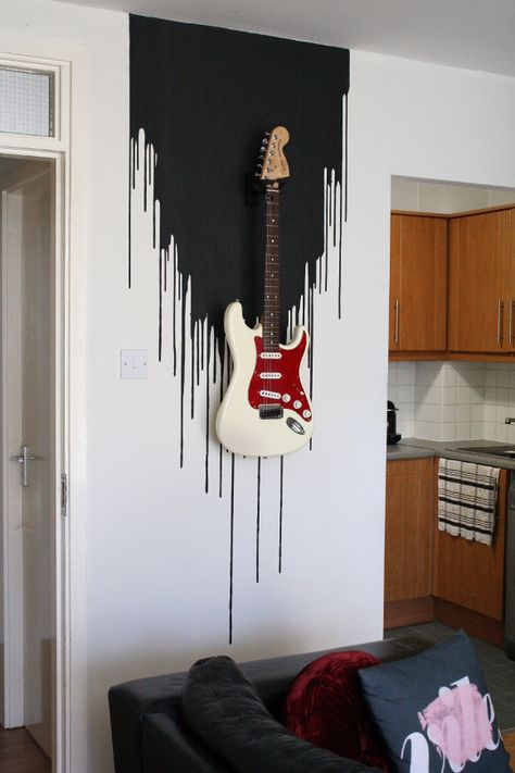 DIY drip feature wall Musician House, Casa Rock, Basement Hallway, Man Bedroom, Rock Room, Airbnb Decor, Paint Walls, Whimsical Furniture, Music Room Decor