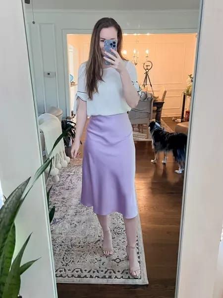 Lavender Skirt And Top, Lilac Skirt Outfits, Lavender Skirt Outfit, Satin Midi Skirt Outfits, Satin Midi Skirt Outfit, Stylish Modest Outfits, Lilac Satin Dress, Modest Work Outfits, Summer Work Outfit