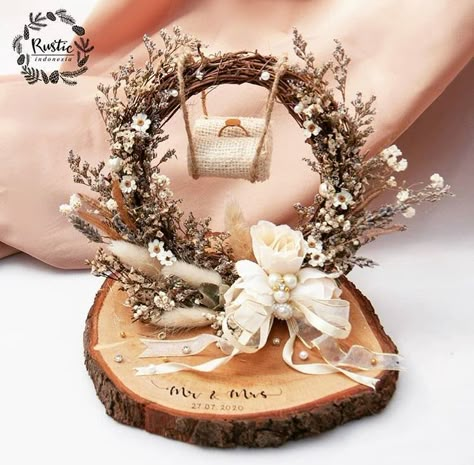 Wedding Ring Pillow Diy, Ring Box Wedding Diy, Ring Carrier, Box Hantaran, Wedding Hampers, Macrame Decoration, Engagement Ring Platter, Wedding Gift Pack, Idee Cricut