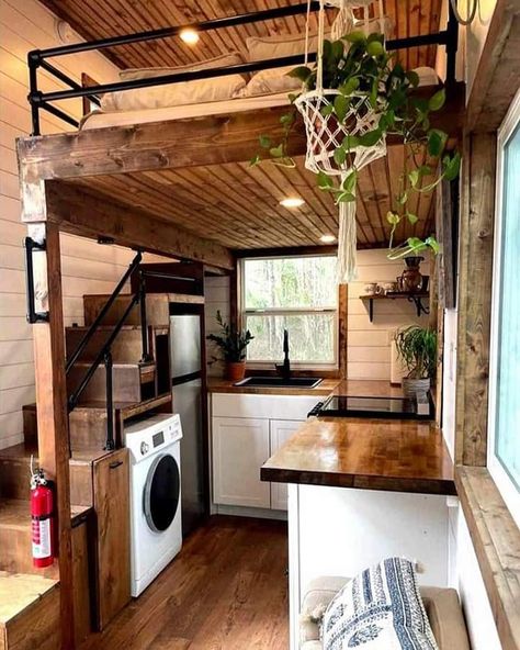 Tiny House Rentals, Tiny Mobile House, Cabin Interior Design, Small Cottage House Plans, Tiny House Village, House Image, Shed Home, Tiny House Nation, Tiny House Loft