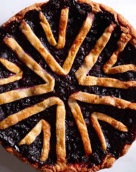 Lavender Blueberry Pie Blueberry Pie Recipe, Four And Twenty Blackbirds, Four Twenty, Pie Crusts, Sweet Pie, Blueberry Pie, Eat Dessert First, Pie Dessert, Tart Recipes