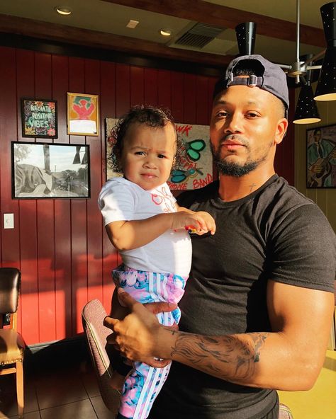 My chapter 30 Mott Lil Romeo, Romeo Miller, Glow In Dark Party, American Baby Doll, Cute Family Pictures, Black Boy, Cute Family, Black Boys, Black Culture