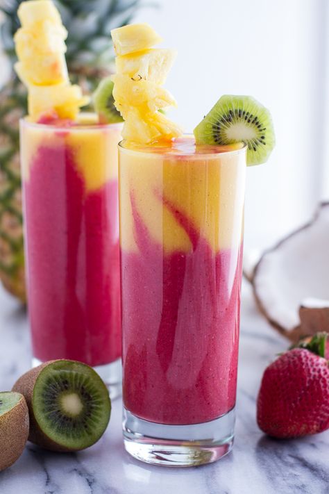 Extra Tropical Swirled Fruit Smoothie | halfbakedharvest.com Pizza Breakfast, Smoothie Fruit, Tropical Smoothie, Fruit Pizza, Fruit Breakfast, Milk Shakes, God Mat, Half Baked Harvest, Fruit Drinks