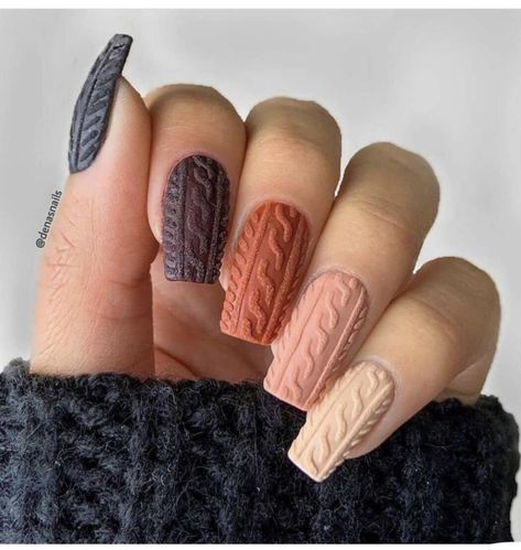 Nails Girly, Fall Nail Art Designs, Sweater Nails, Fall Acrylic Nails, Makijaż Smokey Eye, Almond Acrylic Nails, Winter Nail Designs, Fall Nail Art, Xmas Nails