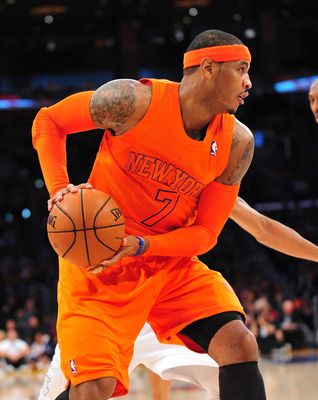 Syracuse, New York #Knicks Carmelo Anthony in @NBA Christmas Jersey Orange -- very Dutch - #AllOrangeEverything Nba Christmas, Syracuse Basketball, New York Basketball, Basketball Uniforms Design, Ny Knicks, Nba Store, Orange Christmas, Basketball Camp, Basketball Goals