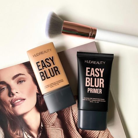 ✨ Easy Blur Primer ✨ It has a lightweight, gel-like texture with a beautiful pink tint. Not only does it blur my pores instantly, but it also leaves my skin feeling smooth and silky, creating the perfect canvas for makeup 💕 ✨ Easy Blur Foundation - 310G Amaretti ✨ This foundation blends like a dream, one layer is all I need for a flawless coverage. It's lightweight, hydrating, and gives me that healthy glow without any greasiness. The shade Amaretti works perfect for my warm golden underto... Blurring Primer, Mattifying Primer, Airbrush Foundation, Makeup List, Makeup Easy, Makeup Mistakes, Perfect For Me, Healthy Glow, My Skin