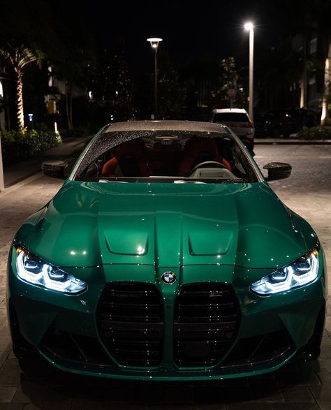 Bmw M4 Green, Bmw Green, Rolls Royce Car, Most Luxurious Car, Bmw M Series, Green Cars, Serie Bmw, Dream Cars Bmw, Car Luxury