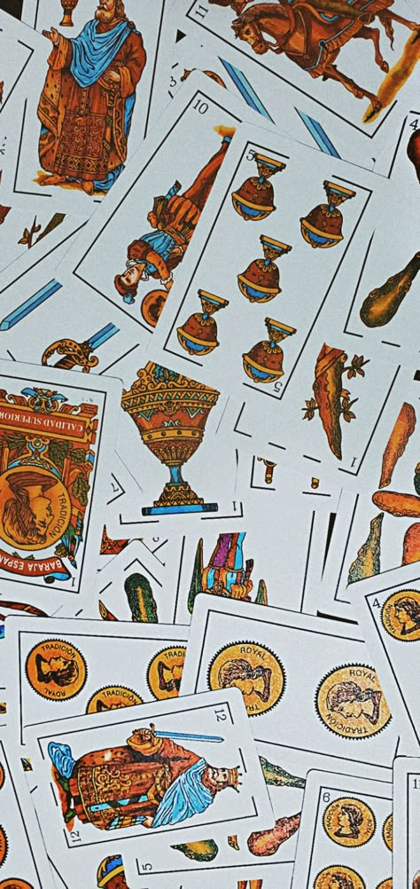 Wallpaper fondo de pantalla cartas baraja española Football Tattoo, Ideal Man, Karate Kid, Andalusia, Card Games, Casino, Playing Cards, Star Wars, Graphic Design